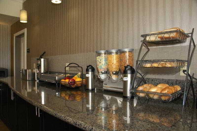 Best Western Plus Texarkana Inn And Suites Exterior photo